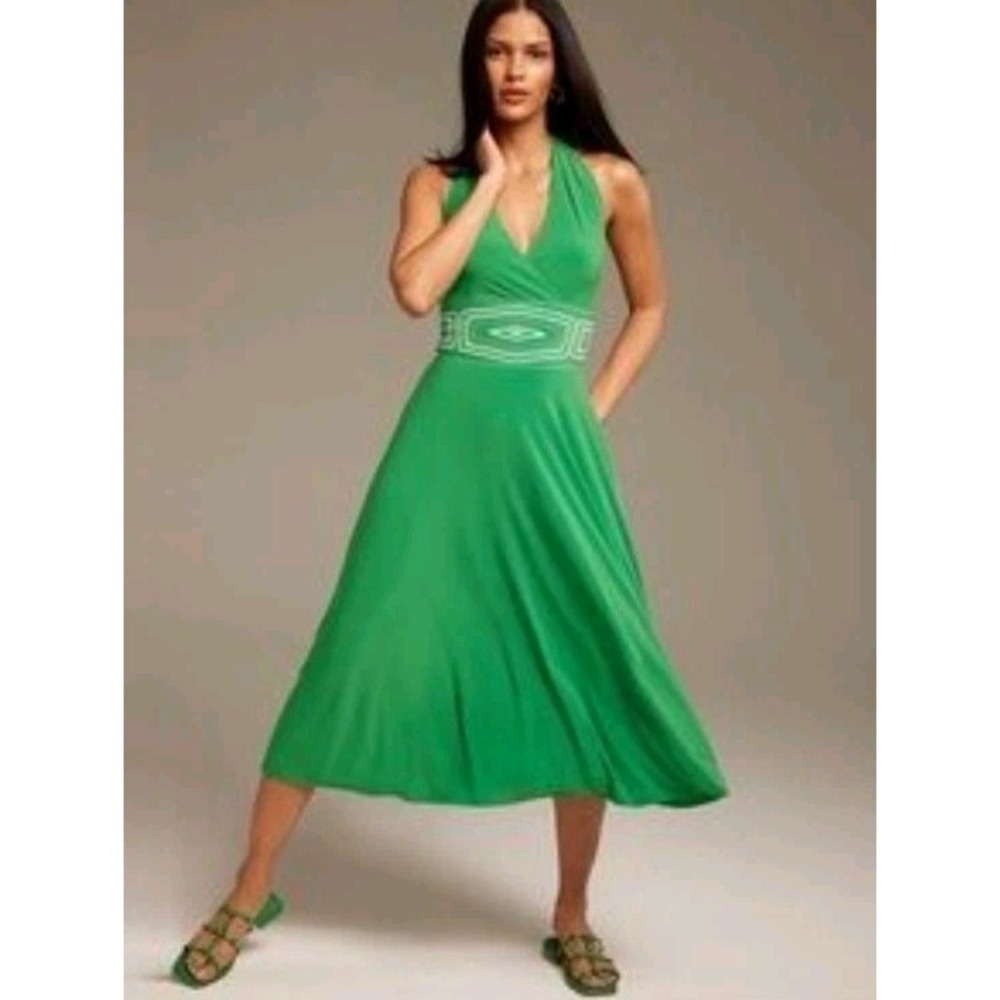 White House Black Market dress Sz 6 Kelly Green‎ Halterneck Midi Stretch